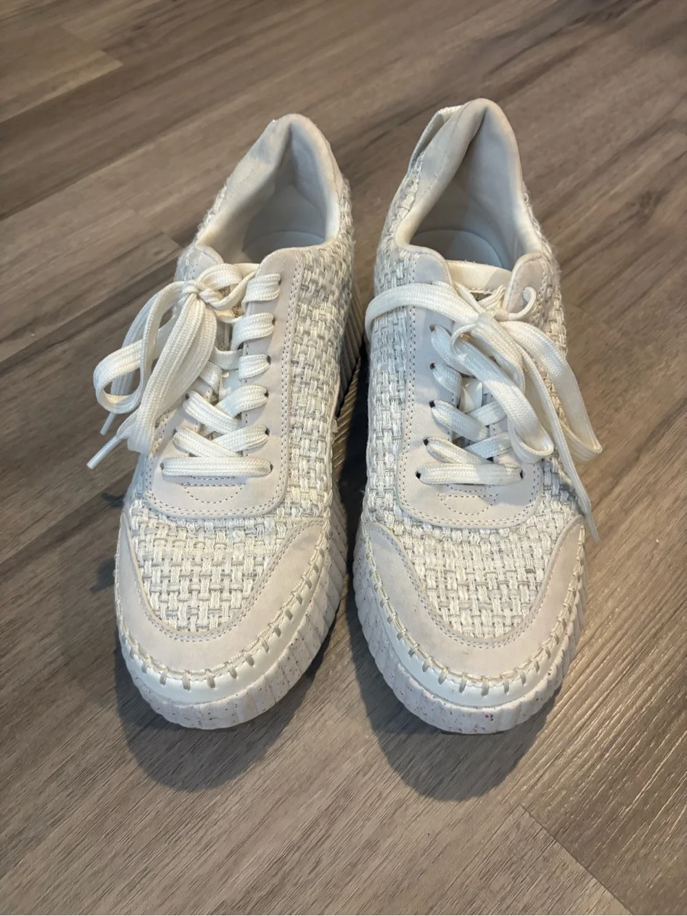Universal Thread White Platform Knit Sneaker